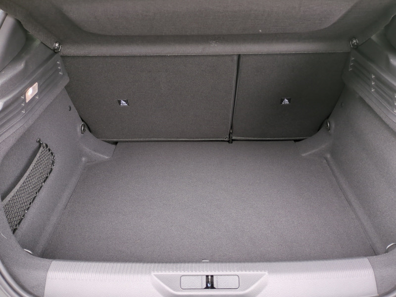 Photo 19 de l'offre de PEUGEOT 308 1.5 BLUEHDI 130CH S&S ALLURE EAT8 - 30 % à 26599€ chez Automobiles 25