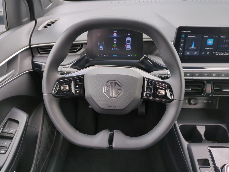 Photo 6 de l'offre de MG MOTOR MG3 HYBRID+ 195CH LUXURY à 19498€ chez Automobiles 25