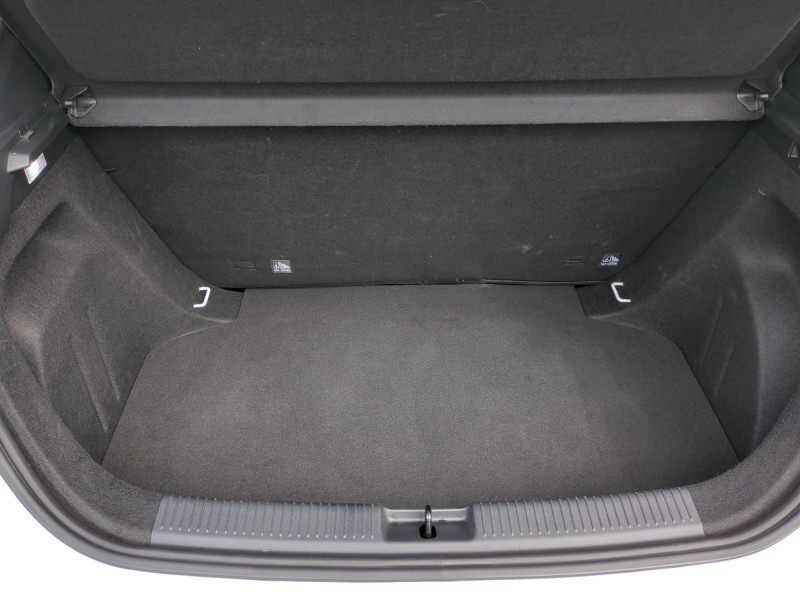 Photo 19 de l'offre de MG MOTOR MG3 HYBRID+ 195CH LUXURY à 19498€ chez Automobiles 25