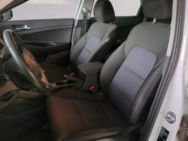 Photo 4 de l'offre de HYUNDAI TUCSON 2.0 CRDI 136CH CREATIVE 4WD à 14990€ chez Automobiles 25