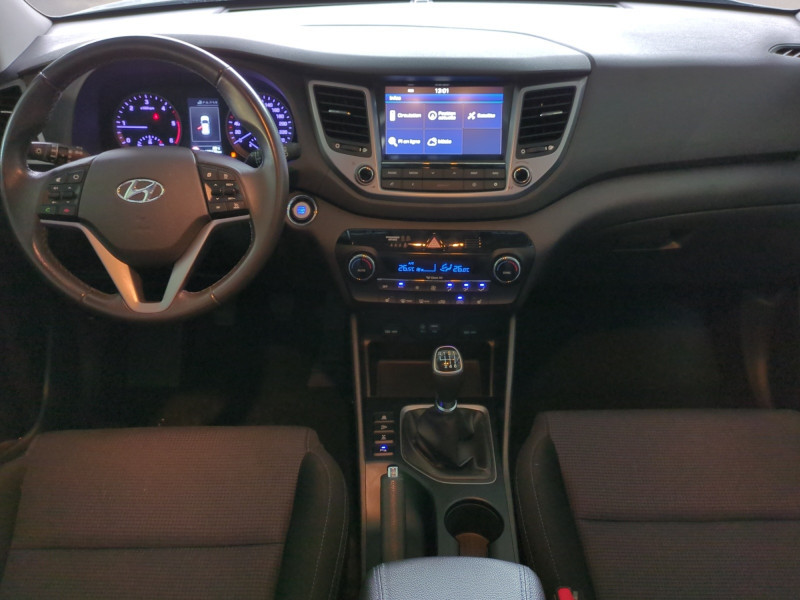 Photo 3 de l'offre de HYUNDAI TUCSON 2.0 CRDI 136CH CREATIVE 4WD à 14990€ chez Automobiles 25