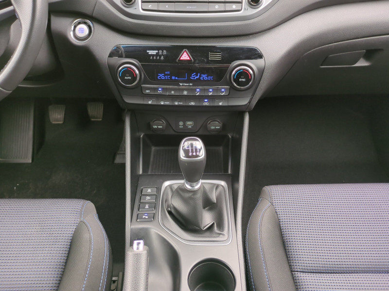Photo 15 de l'offre de HYUNDAI TUCSON 2.0 CRDI 136CH CREATIVE 4WD à 14990€ chez Automobiles 25