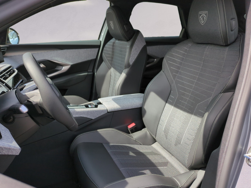 Photo 4 de l'offre de PEUGEOT 3008 1.2 HYBRID 145CH GT E-DCS6 - 22 % à 35499€ chez Automobiles 25