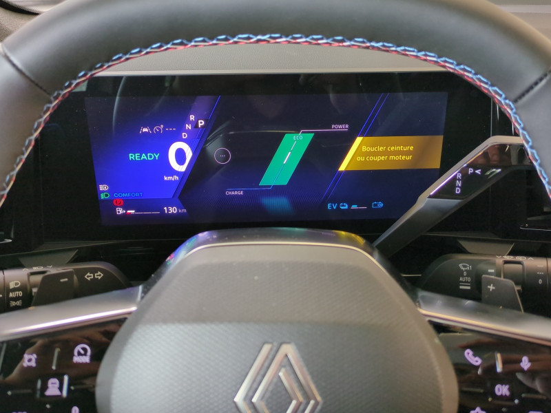 Photo 8 de l'offre de RENAULT AUSTRAL 1.2 E-TECH FULL HYBRID 200CH TECHNO ESPRIT ALPINE - 20 % à 37999€ chez Automobiles 25