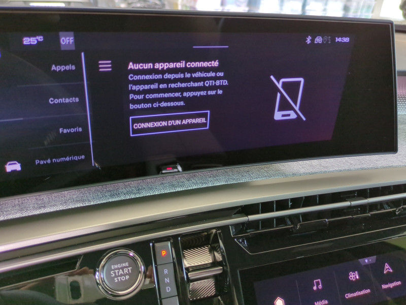 Photo 12 de l'offre de PEUGEOT 3008 1.2 HYBRID 145CH GT E-DCS6 - 22 % à 35499€ chez Automobiles 25