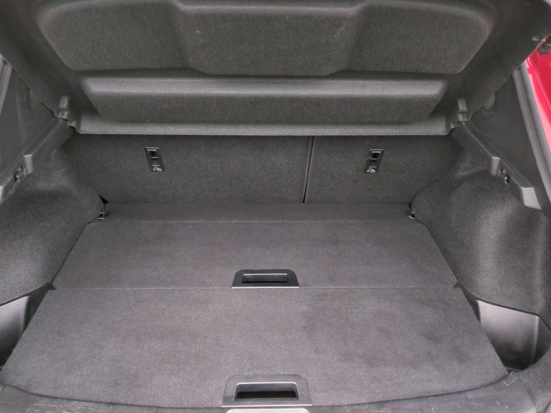 Photo 9 de l'offre de NISSAN QASHQAI 1.5 DCI 115CH N-CONNECTA DCT 2019 EURO6-EVAP à 14990€ chez Automobiles 25