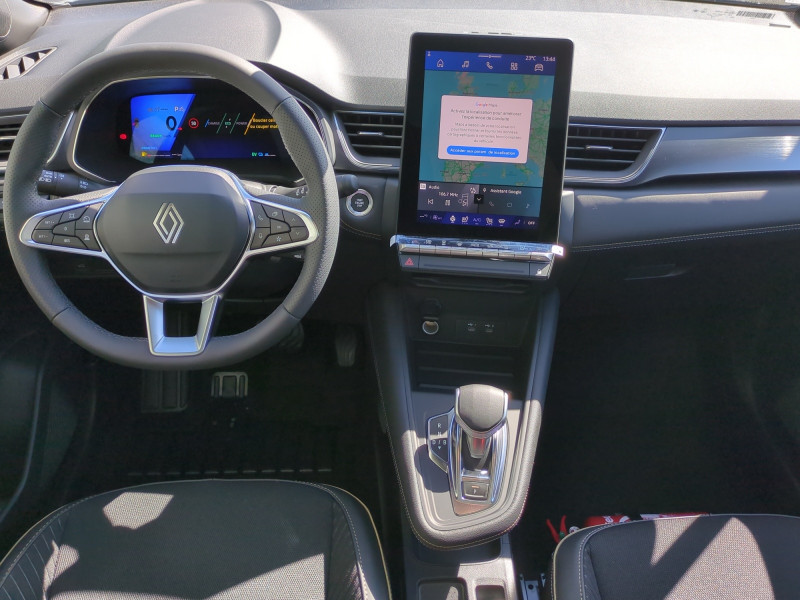 Photo 3 de l'offre de RENAULT SYMBIOZ 1.6 E-TECH FULL HYBRID 145CH ICONIC - 20 % à 32599€ chez Automobiles 25