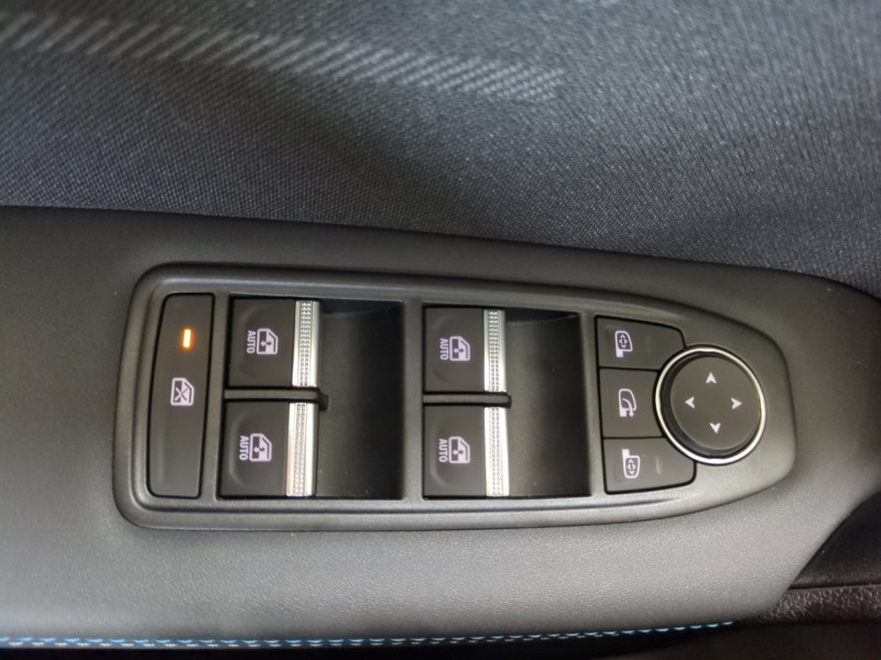 Photo 16 de l'offre de RENAULT SYMBIOZ 1.6 E-TECH FULL HYBRID 145CH ESPRIT ALPINE - 21 % à 30999€ chez Automobiles 25