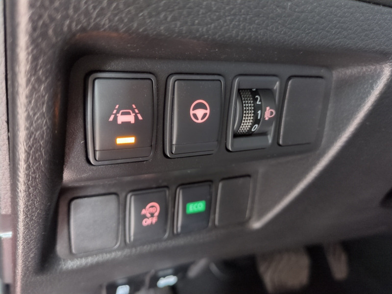 Photo 14 de l'offre de NISSAN QASHQAI 1.5 DCI 115CH N-CONNECTA DCT 2019 EURO6-EVAP à 14990€ chez Automobiles 25