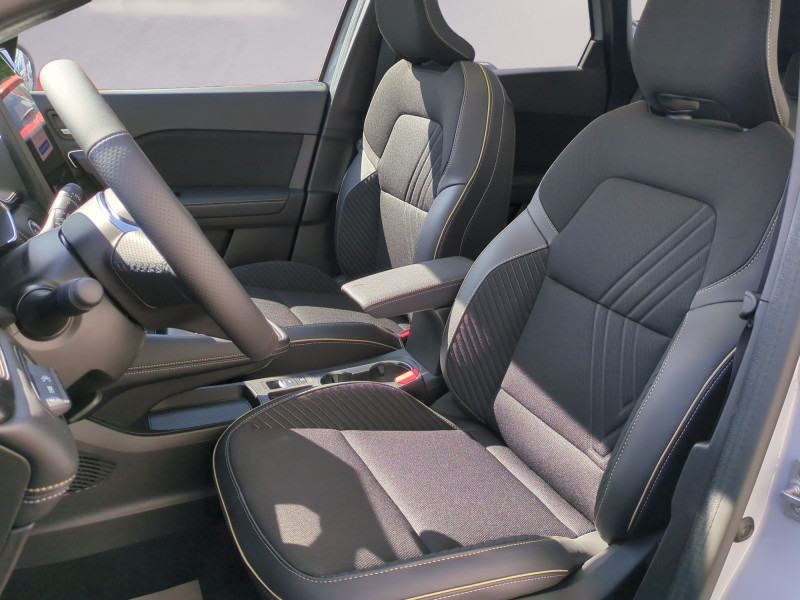 Photo 5 de l'offre de RENAULT SYMBIOZ 1.6 E-TECH FULL HYBRID 145CH ICONIC - 20 % à 32599€ chez Automobiles 25