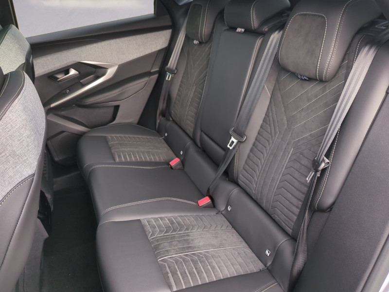 Photo 6 de l'offre de PEUGEOT 3008 1.2 HYBRID 145CH GT E-DCS6 - 24 % à 37699€ chez Automobiles 25