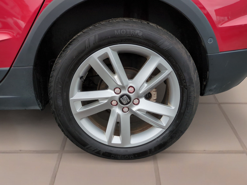 Photo 20 de l'offre de SEAT ARONA 1.0 ECOTSI 115CH START/STOP FR DSG à 15490€ chez Automobiles 25