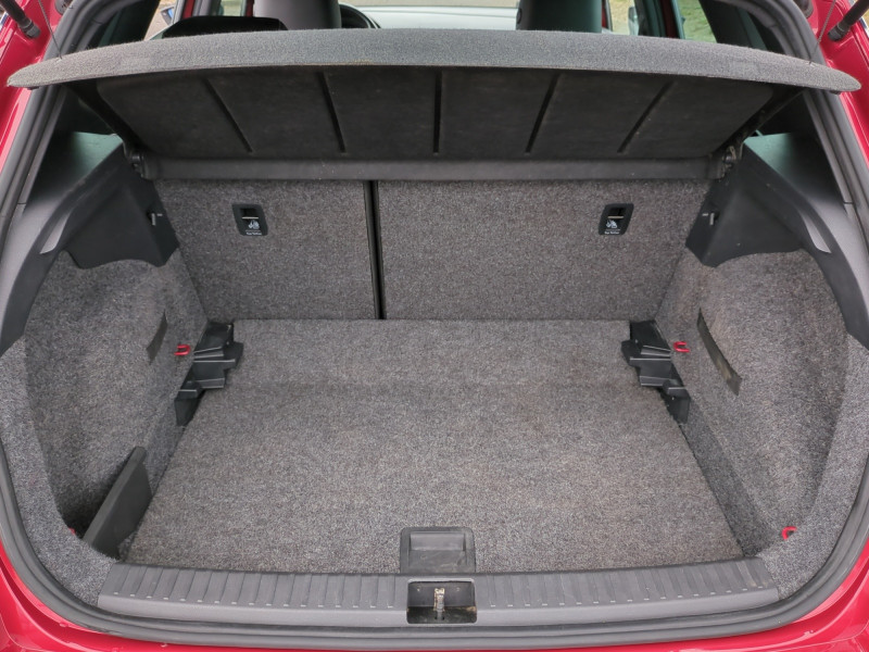 Photo 19 de l'offre de SEAT ARONA 1.0 ECOTSI 115CH START/STOP FR DSG à 15490€ chez Automobiles 25