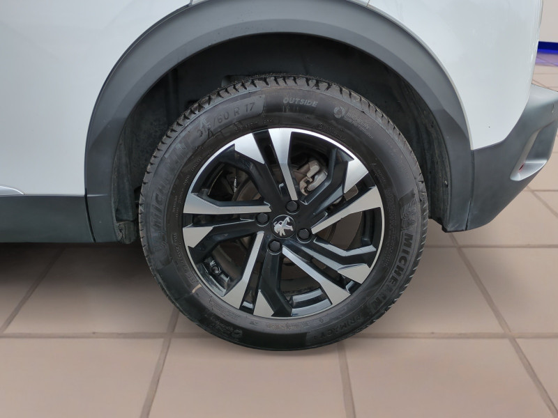 Photo 20 de l'offre de PEUGEOT 2008 1.5 BLUEHDI 130CH S&S ALLURE PACK EAT8 125G à 13990€ chez Automobiles 25
