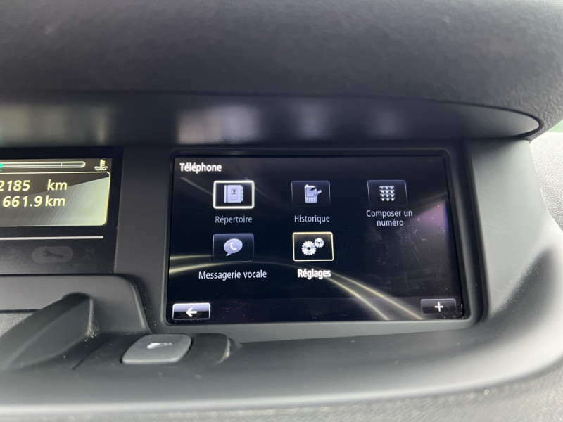 Photo 15 de l'offre de RENAULT GRAND SCENIC III 1.2 TCE 130CH ENERGY BOSE EURO6 7 PLACES 2015 à 9490€ chez Automobiles 25