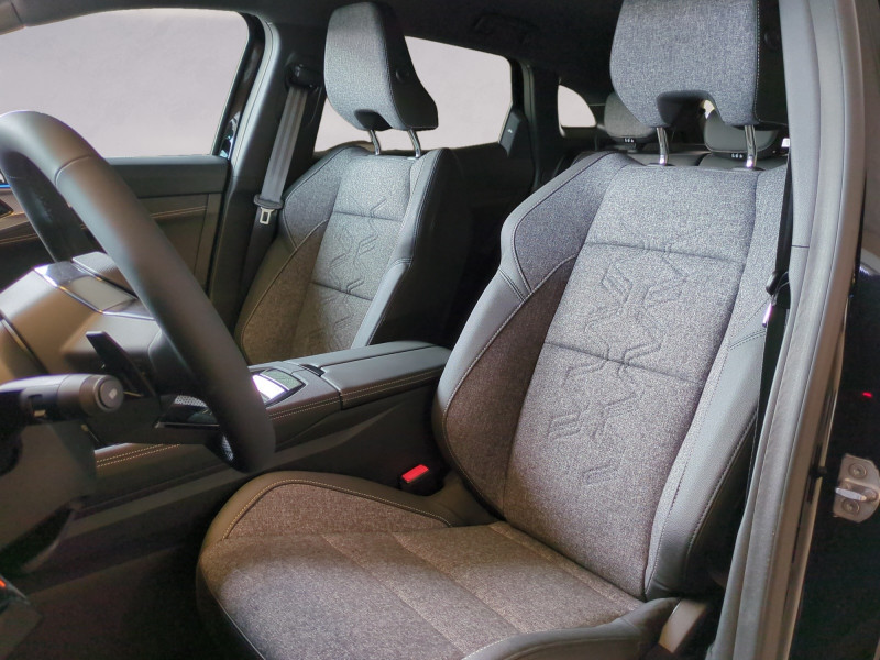 Photo 5 de l'offre de RENAULT AUSTRAL 1.2 E-TECH FULL HYBRID 200CH TECHNO - 24 - 21 % à 34999€ chez Automobiles 25