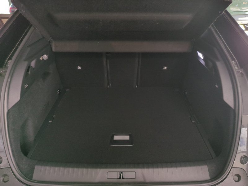 Photo 19 de l'offre de PEUGEOT 3008 1.2 HYBRID 145CH GT E-DCS6 -23% à 34999€ chez Automobiles 25