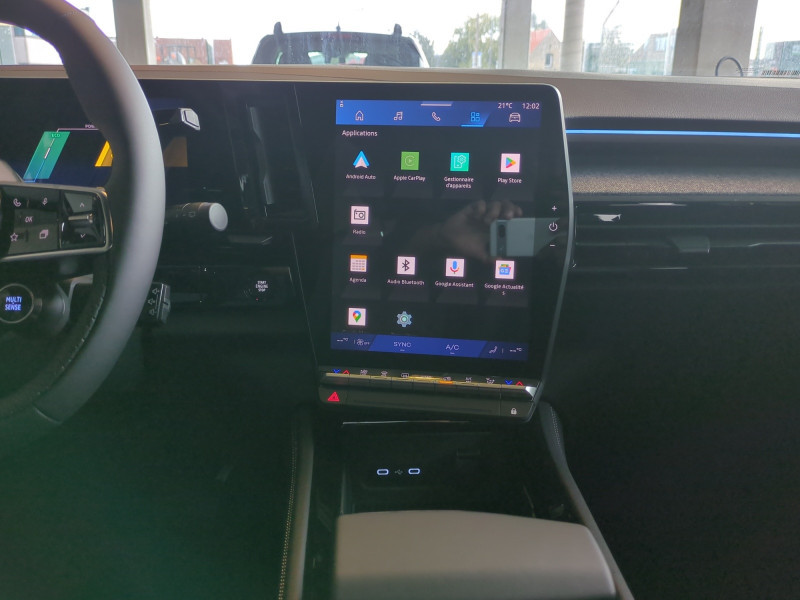 Photo 8 de l'offre de RENAULT AUSTRAL 1.2 E-TECH FULL HYBRID 200CH TECHNO - 24 - 21 % à 34999€ chez Automobiles 25