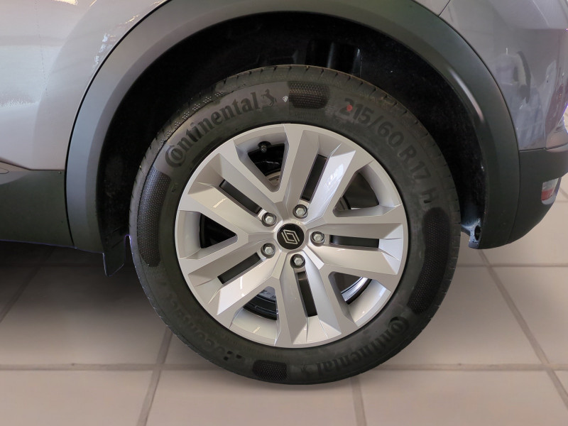 Photo 20 de l'offre de RENAULT CAPTUR II 1.0 TCE 90CH EVOLUTION -27% à 20499€ chez Automobiles 25
