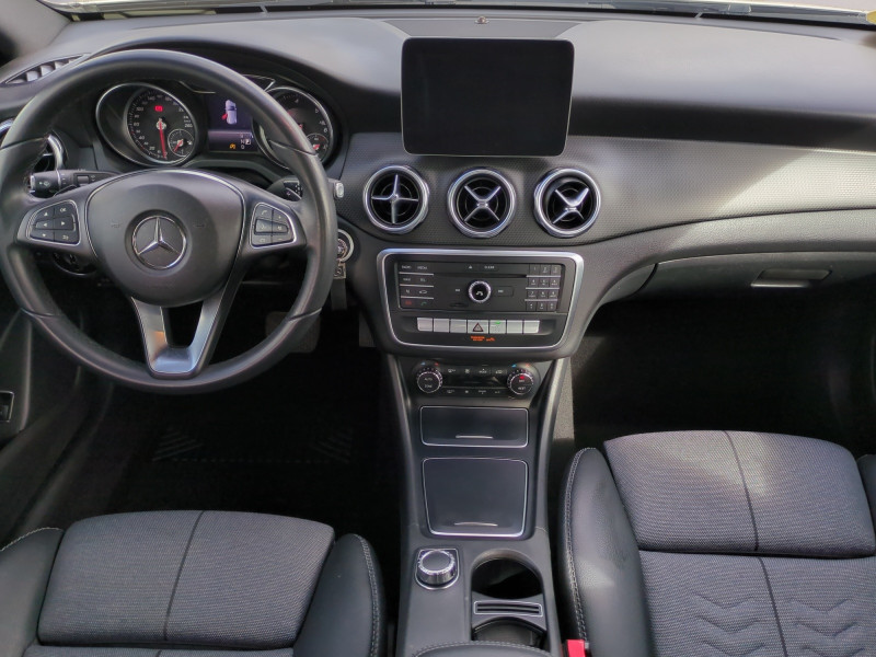 Photo 3 de l'offre de MERCEDES-BENZ GLA 180 D INSPIRATION 7G-DCT à 19900€ chez Automobiles 25