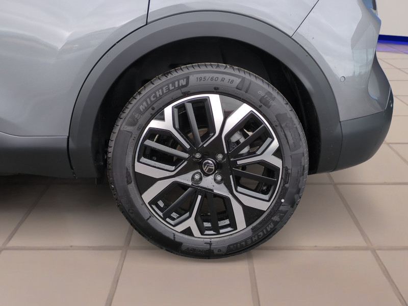Photo 20 Citroen C4 1.2 HYBRIDE 145CH S&S MAX AUTOMATIQUE -33 % Hybride GRIS MERCURY / TOIT  en vente chez Automobiles 25 Photo 20 de l'offre de CITROEN C4 1.2 HYBRIDE 145CH S&S MAX AUTOMATIQUE -33 % à 24499€ chez Automobiles 25
