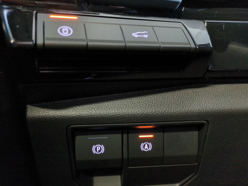 Photo 15 de l'offre de RENAULT AUSTRAL 1.2 E-TECH FULL HYBRID 200CH TECHNO - 27% à 32999€ chez Automobiles 25