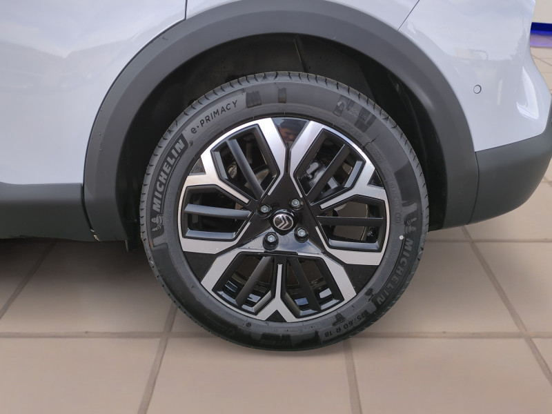 Photo 20 Citroen C4 MAX HYBRIDE 145 E-DCS6 -31% Hybride BLANC OKÉNITE / TOIT en vente chez Automobiles 25 Photo 20 de l'offre de CITROEN C4 MAX HYBRIDE 145 E-DCS6 -31% à 24499€ chez Automobiles 25