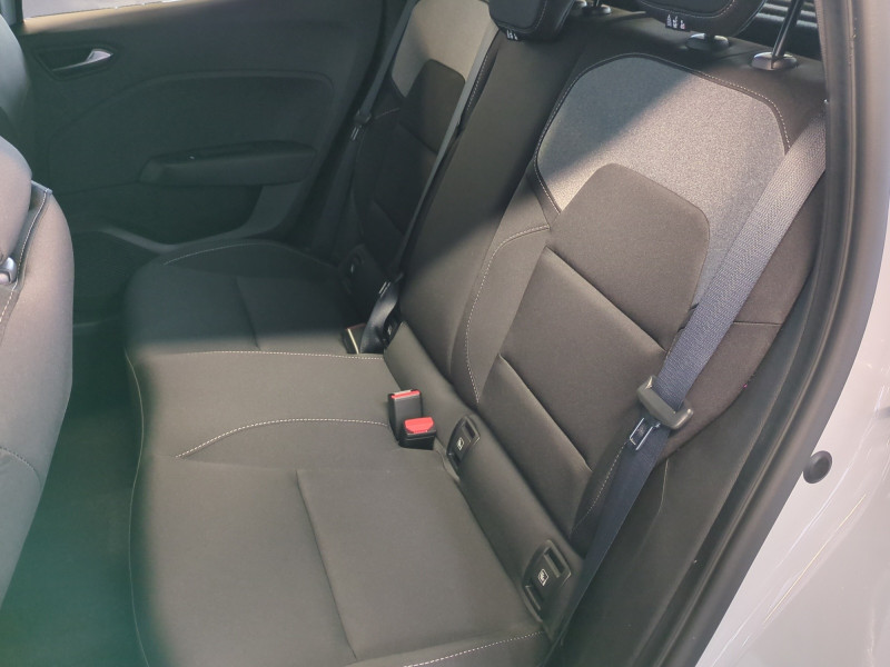 Photo 6 de l'offre de RENAULT CLIO V 1.5 DCI 100CH EVOLUTION - 20% à 19999€ chez Automobiles 25