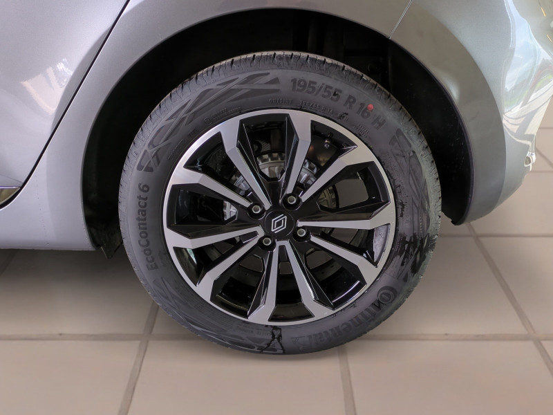 Photo 20 de l'offre de RENAULT CLIO V 1.0 TCE 90CH TECHNO - 19% à 19299€ chez Automobiles 25