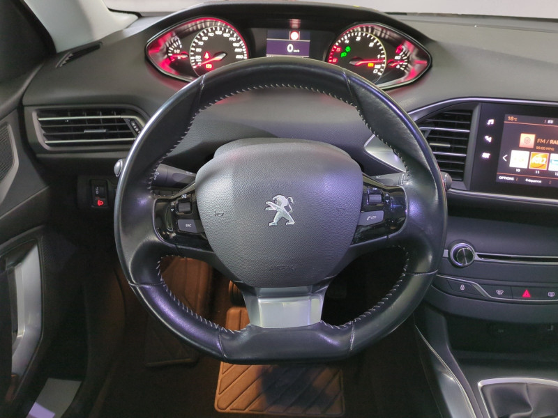 Photo 4 de l'offre de PEUGEOT 308 SW 1.5 BLUEHDI 130CH S&S ALLURE à 14990€ chez Automobiles 25