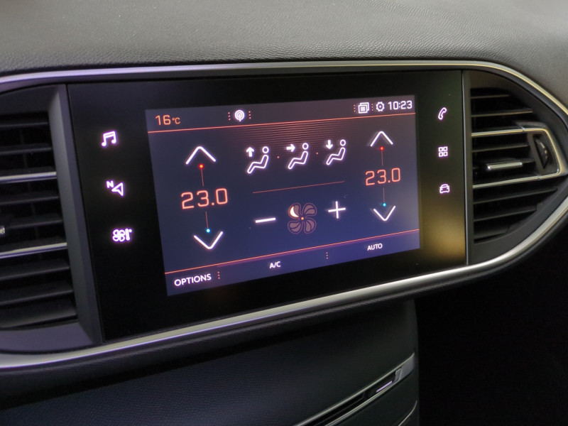 Photo 11 de l'offre de PEUGEOT 308 SW 1.5 BLUEHDI 130CH S&S ALLURE à 14990€ chez Automobiles 25