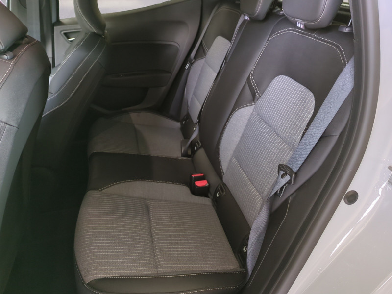 Photo 6 de l'offre de RENAULT CLIO V 1.0 TCE 90CH TECHNO - 19% à 19299€ chez Automobiles 25