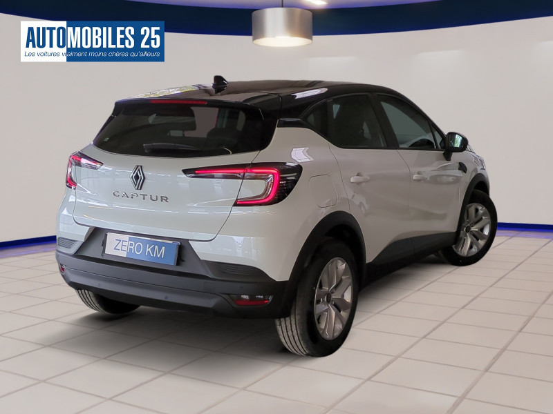Photo 2 de l'offre de RENAULT CAPTUR II 1.0 TCE 90CH EVOLUTION - 26% à 20999€ chez Automobiles 25