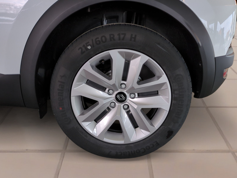 Photo 20 de l'offre de RENAULT CAPTUR II 1.0 TCE 90CH EVOLUTION - 26% à 20999€ chez Automobiles 25