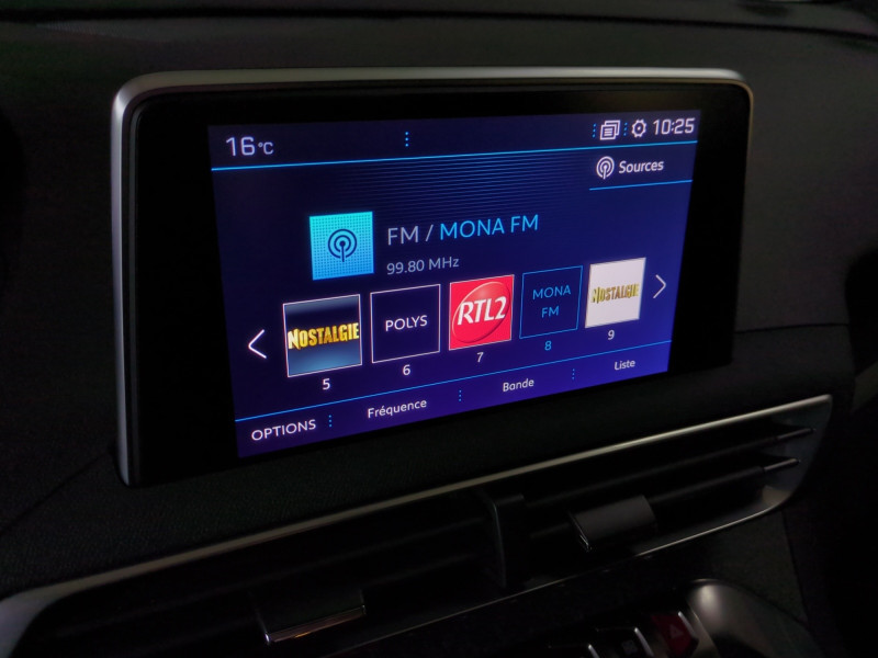 Photo 10 de l'offre de PEUGEOT 3008 1.6 BLUEHDI 120CH GT LINE S&S à 14990€ chez Automobiles 25