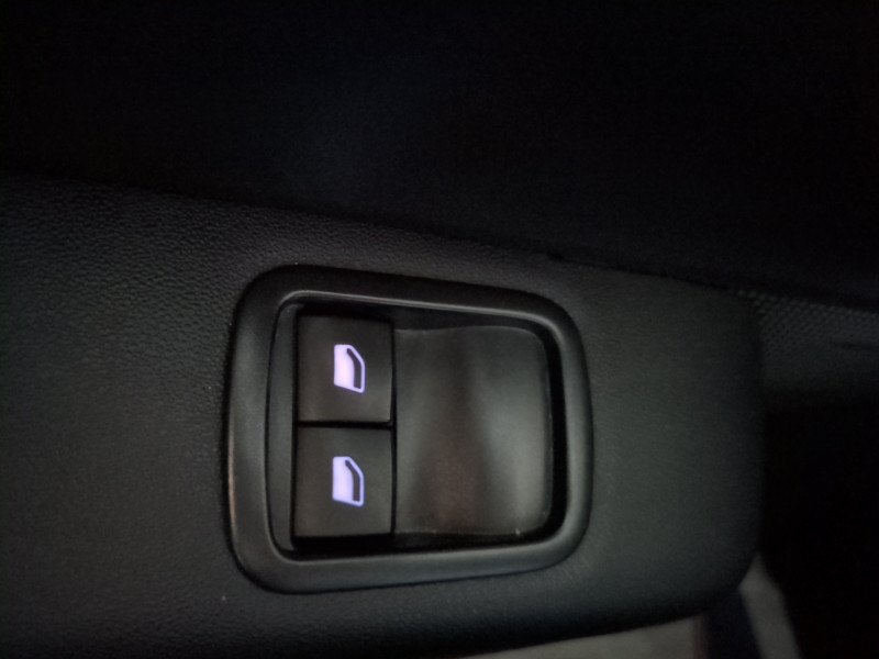 Photo 17 de l'offre de CITROEN C3 BLUEHDI 100CH GRAPHIC S&S E6.D-TEMP à 11990€ chez Automobiles 25