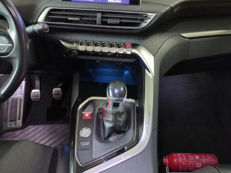 Photo 8 de l'offre de PEUGEOT 3008 1.6 BLUEHDI 120CH GT LINE S&S à 14990€ chez Automobiles 25