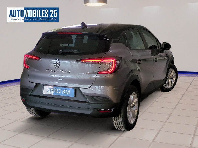 Photo 2 de l'offre de RENAULT CAPTUR II 1.0 TCE 90CH EVOLUTION - 26% à 20999€ chez Automobiles 25