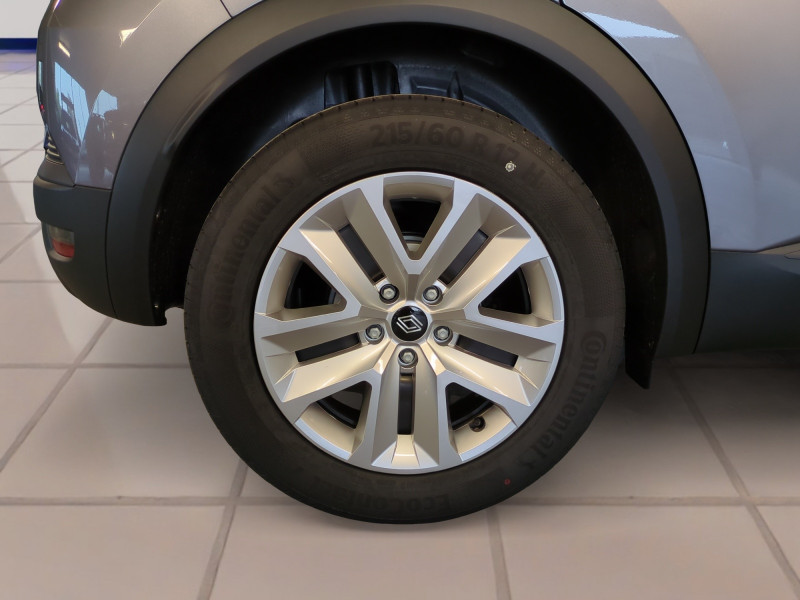 Photo 20 de l'offre de RENAULT CAPTUR II 1.0 TCE 90CH EVOLUTION - 26% à 20999€ chez Automobiles 25
