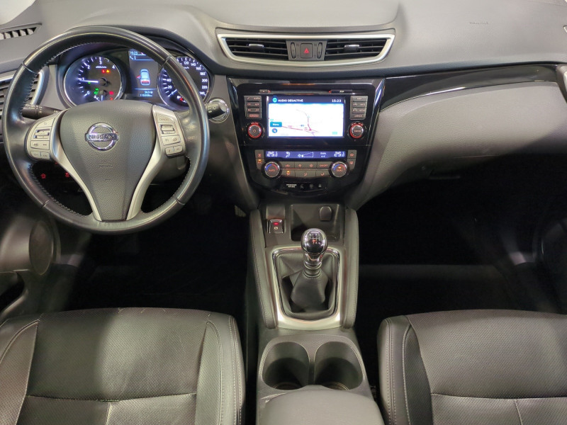 Photo 3 de l'offre de NISSAN QASHQAI 1.6 DCI 130CH TEKNA ALL-MODE 4X4-I EURO6 à 13990€ chez Automobiles 25