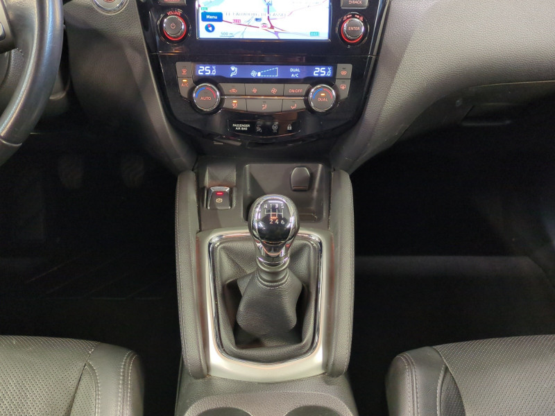 Photo 8 de l'offre de NISSAN QASHQAI 1.6 DCI 130CH TEKNA ALL-MODE 4X4-I EURO6 à 13990€ chez Automobiles 25