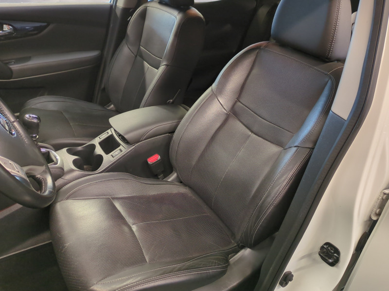 Photo 5 de l'offre de NISSAN QASHQAI 1.6 DCI 130CH TEKNA ALL-MODE 4X4-I EURO6 à 13990€ chez Automobiles 25