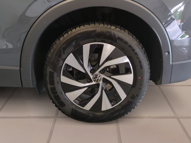 Photo 19 de l'offre de VOLKSWAGEN TIGUAN 1.5 TSI 150CH LIFE PLUS DSG7 à 33990€ chez Automobiles 25