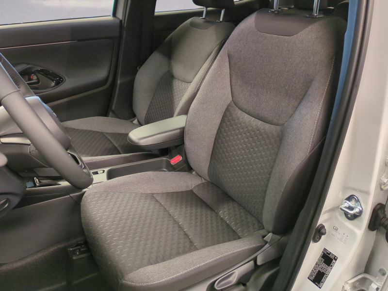 Photo 5 de l'offre de TOYOTA YARIS CROSS 130H DESIGN MY25 -17 % à 26999€ chez Automobiles 25