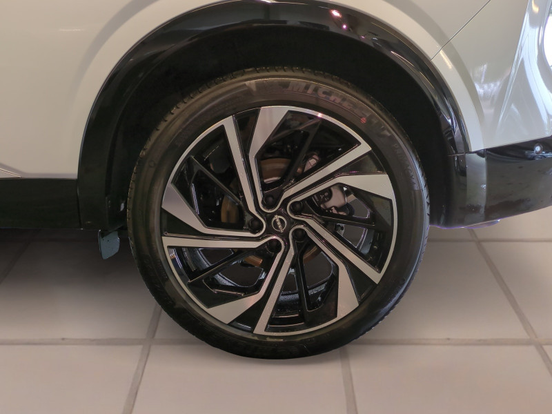 Photo 20 de l'offre de NISSAN QASHQAI E-POWER 190CH TEKNA+ -28% à 35498€ chez Automobiles 25