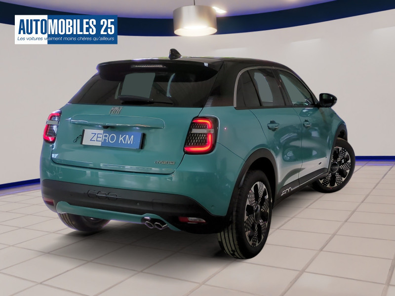 Photo 2 Fiat 600 1.2 HYBRID TURBO 145CH LA PRIMA DCT6 -22% Hybride VERT SKY / TOIT NOIR en vente chez Automobiles 25 Photo 2 de l'offre de FIAT 600 1.2 HYBRID TURBO 145CH LA PRIMA DCT6 -22% à 25998€ chez Automobiles 25