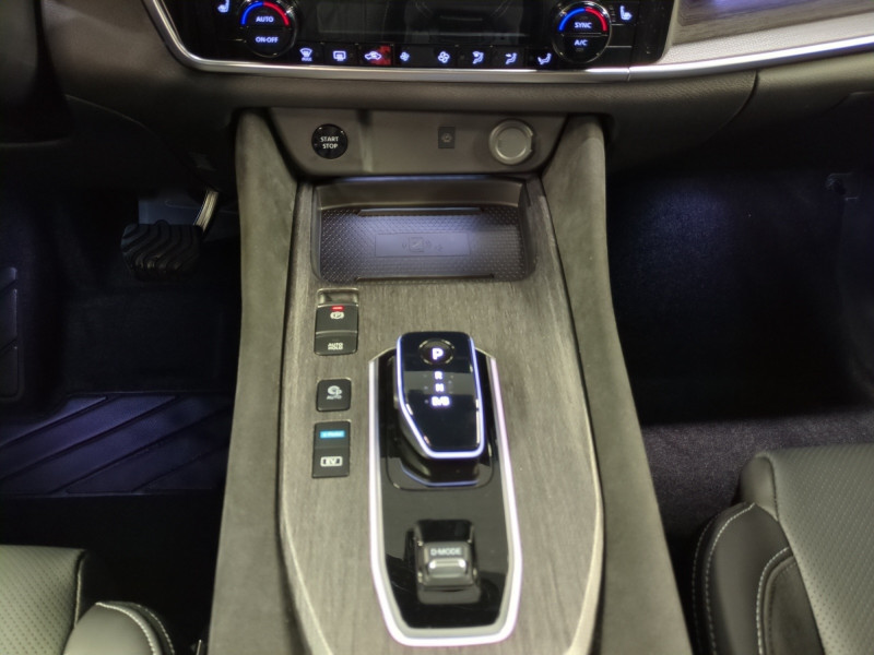 Photo 8 de l'offre de NISSAN QASHQAI E-POWER 190CH TEKNA+ -28% à 35498€ chez Automobiles 25