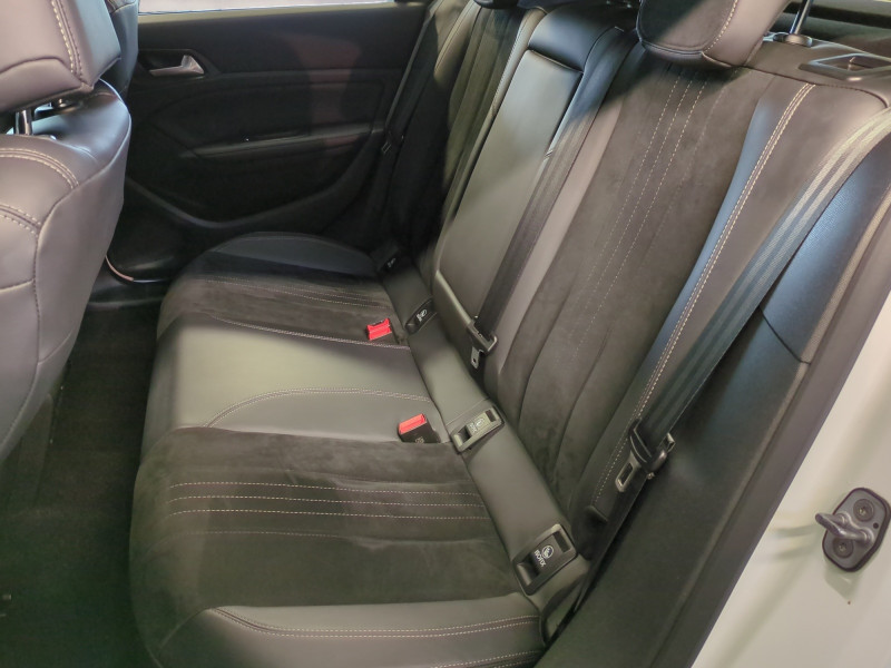 Photo 6 Peugeot 308 1.6 BLUEHDI 120CH S&S ALLURE BUSINESS Diesel BLANC en vente chez Automobiles 25 Photo 6 de l'offre de PEUGEOT 308 1.6 BLUEHDI 120CH S&S ALLURE BUSINESS à 12990€ chez Automobiles 25