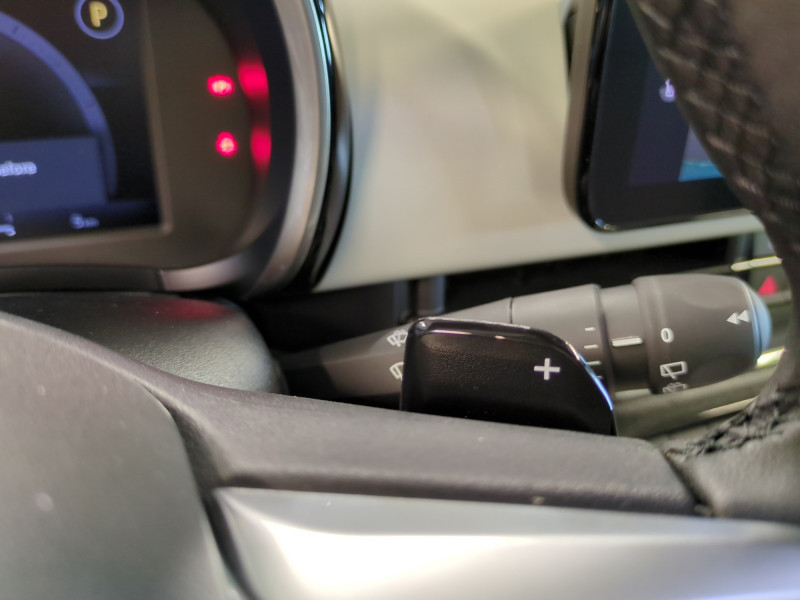 Photo 16 de l'offre de FIAT 600 1.2 HYBRID TURBO 145CH LA PRIMA DCT6 -22% à 25998€ chez Automobiles 25