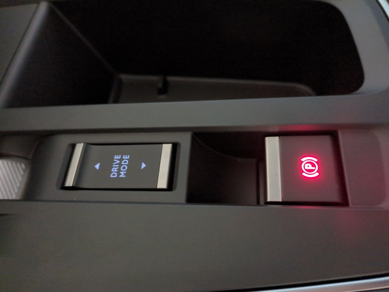 Photo 18 de l'offre de CITROEN C5 AIRCROSS 1.2 HYBRIDE 145CH PLUS BOITE AUTOMATIQUE -27% à 28499€ chez Automobiles 25